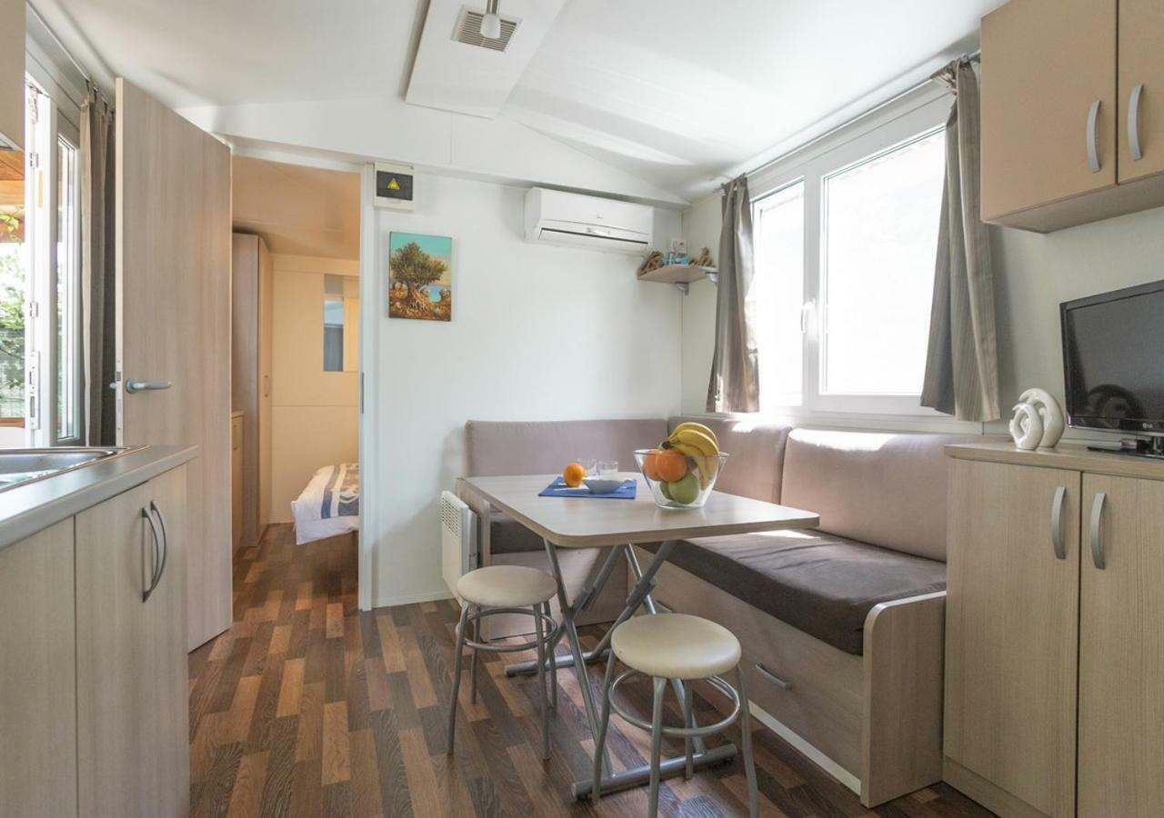 Krk Mobile Homes Klimno Bagian luar foto